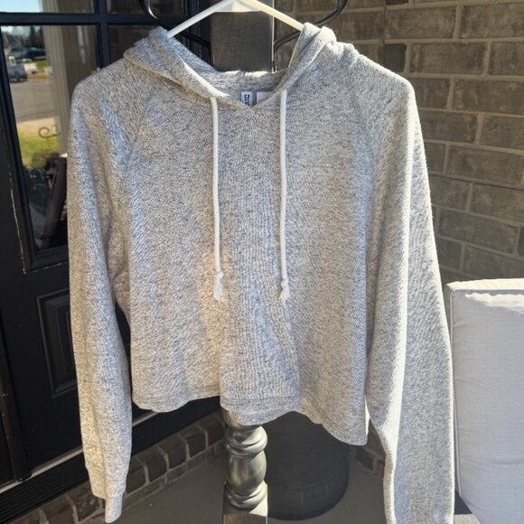 Women's Large Gray Cropped Sweatshirt - Picture 1 of 5